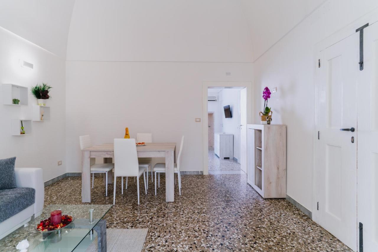 Palestro49 Holiday House โมโนโปลี ภายนอก รูปภาพ